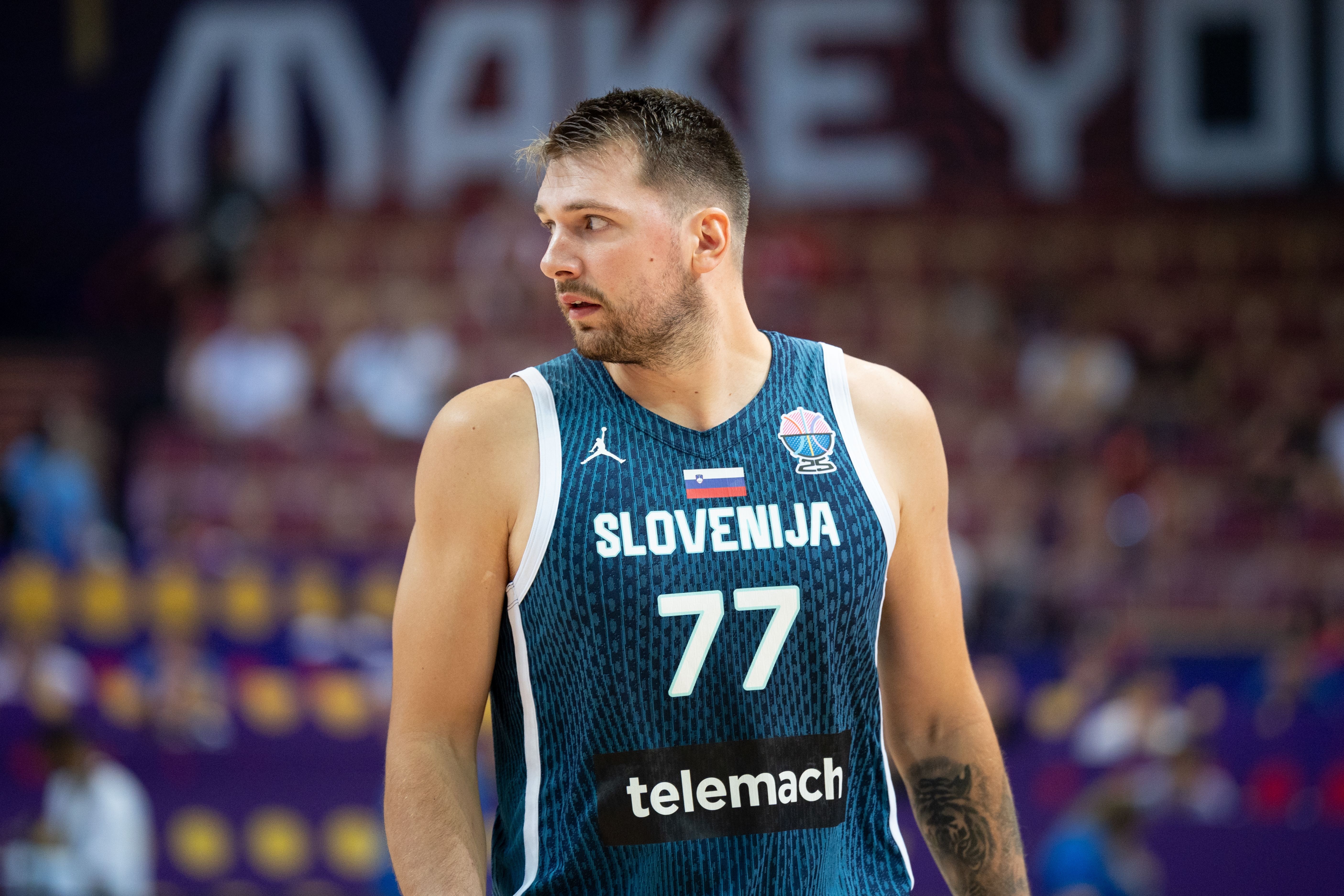 攻防一体？欧锦赛最佳防守球员球迷投票：东契奇得票率24%